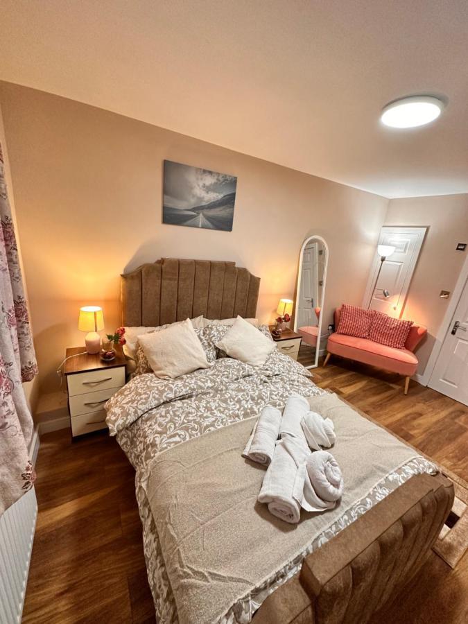 Canary Wharf Single Double And En-Suite Rooms London Exterior photo